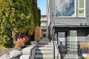 408 Aloha St, Seattle, WA 98109 - Photo 4