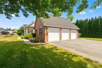 448 Island Green Way, Lynden, WA 98264 - Photo 8
