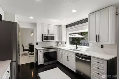 12737 NE 97th Place, Kirkland, WA 98033 - Photo 12