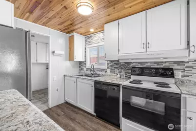 700 NW Crosby Avenue #74, Oak Harbor, WA 98277 - Photo 12