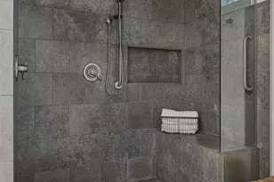 1226 NE Ballinger Pl, Shoreline, WA 98155 - Photo 22