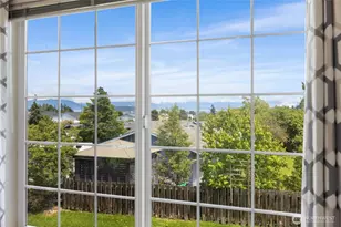 3701 Portage Ln, Anacortes, WA 98221 - Photo 18