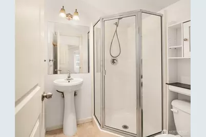 1406 N Northgate Way #B, Seattle, WA 98133 - Photo 18