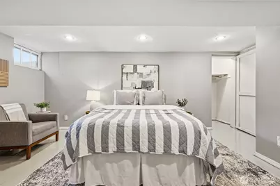 8257 Interlake Avenue N, Seattle, WA 98103 - Photo 26