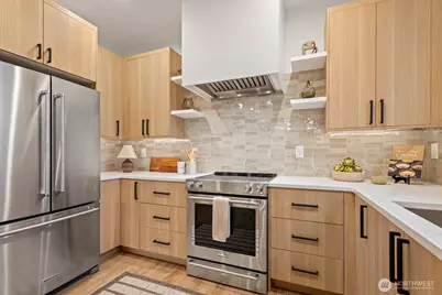 2769 59th Avenue SW #B, Seattle, WA 98116 - Photo 18