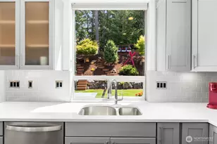 1216 Brookstone Dr, Bellingham, WA 98229 - Photo 12