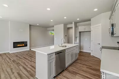 12902 Yakima Avenue S, Tacoma, WA 98444 - Photo 6