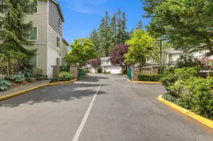 12530 Admiralty Way, Everett, WA 98204 - Photo 2