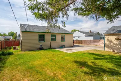 907 S Hawthorne Drive, Moses Lake, WA 98837 - Photo 34