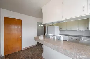 907 S Hawthorne Dr, Moses Lake, WA 98837 - Photo 14