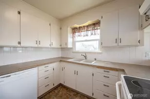 907 S Hawthorne Dr, Moses Lake, WA 98837 - Photo 16