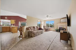 3226 64th Ave NE, Marysville, WA 98270 - Photo 4