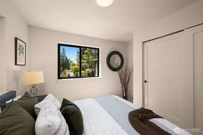 12910 NE 70th Place, Kirkland, WA 98033 - Photo 18