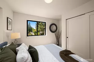 12910 NE 70th Pl, Kirkland, WA 98033 - Photo 18