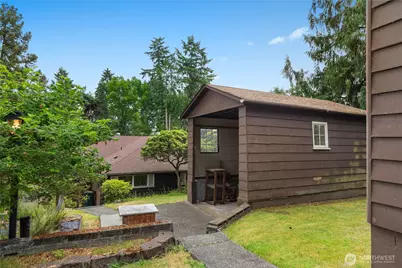 10323 48th Avenue NE, Seattle, WA 98125 - Photo 28