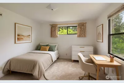 10323 48th Avenue NE, Seattle, WA 98125 - Photo 16