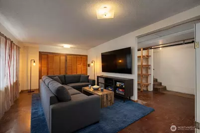 10323 48th Avenue NE, Seattle, WA 98125 - Photo 22