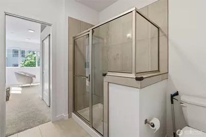 15865 NE 14th Road, Bellevue, WA 98008 - Photo 20