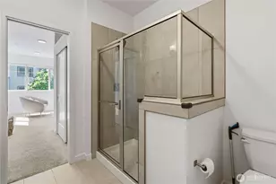 15865 NE 14th Rd, Bellevue, WA 98008 - Photo 20