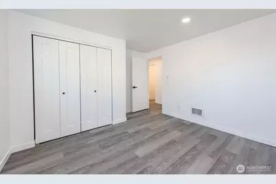 320 E Lopez Avenue, Port Angeles, WA 98362 - Photo 24