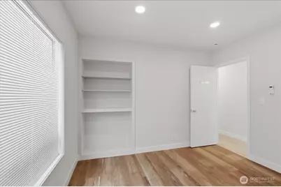 1715 Meridian Avenue E, Edgewood, WA 98371 - Photo 14