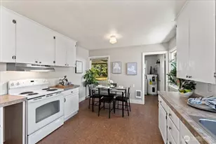 8618 Tacoma Ave S, Tacoma, WA 98444 - Photo 14