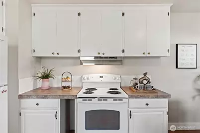 8618 Tacoma Avenue S, Tacoma, WA 98444 - Photo 16