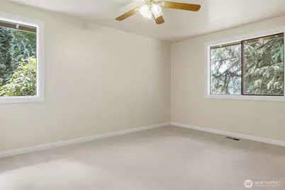 12926 164H Avenue NE, Redmond, WA 98052 - Photo 30