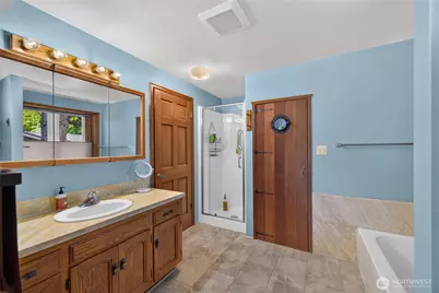 421 Umatilla Drive, La Conner, WA 98257 - Photo 16