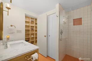 2100 3rd Ave, Seattle, WA 98121 - Photo 28