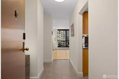 2100 3rd Avenue #1005, Seattle, WA 98121 - Photo 2