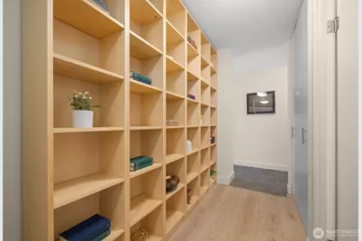 2100 3rd Avenue #1005, Seattle, WA 98121 - Photo 26