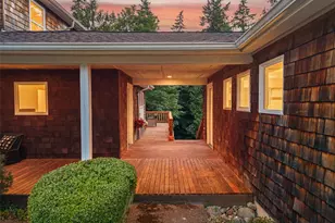 5413 Welfare Ave NE, Bainbridge Island, WA 98110 - Photo 4