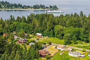5413 Welfare Ave NE, Bainbridge Island, WA 98110 - Photo 6