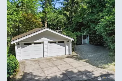 12428 68th Avenue NE, Kirkland, WA 98034 - Photo 10