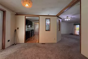 21621 186th St E, Orting, WA 98360 - Photo 6
