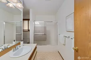 424 Alvord Ave N, Kent, WA 98030 - Photo 30