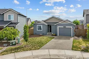 10824 185th St E, Puyallup, WA 98374 - Photo 1