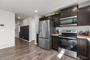 10824 185th St E, Puyallup, WA 98374 - Photo 24