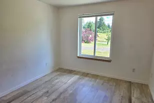 11916 Fillman Rd SE, Rainier, WA 98576 - Photo 14