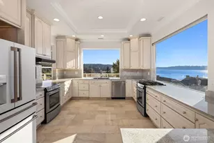 6404 NE 181st St, Kenmore, WA 98028 - Photo 8