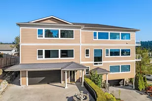 6404 NE 181st St, Kenmore, WA 98028 - Photo 2