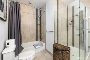 2033 2nd Ave, Seattle, WA 98121 - Photo 12