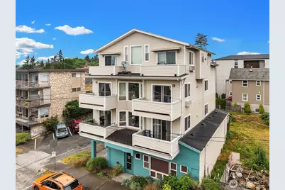 816 N 38th Street, Seattle, WA 98103 - Photo 1