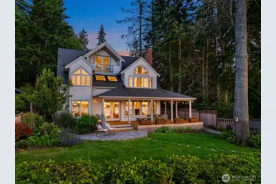 10058 NE Lafayette Avenue, Bainbridge Island, WA 98110 - Photo 2