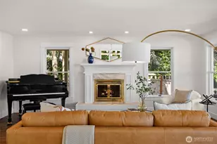 10058 NE Lafayette Ave, Bainbridge Island, WA 98110 - Photo 10
