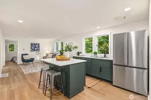 10058 NE Lafayette Ave, Bainbridge Island, WA 98110 - Photo 36
