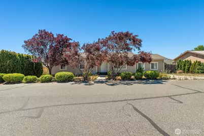 604 Bramble Avenue, Omak, WA 98841 - Photo 2