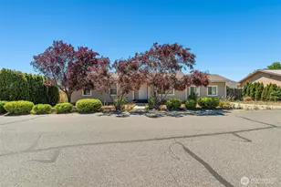 604 Bramble Ave, Omak, WA 98841 - Photo 2