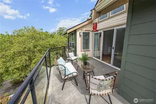 3008 N Narrows Dr, Tacoma, WA 98407 - Photo 10